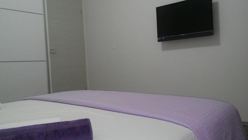 Apartment Vedran Kastela Bagian luar foto